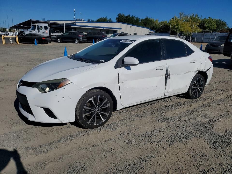 2015 TOYOTA Corolla