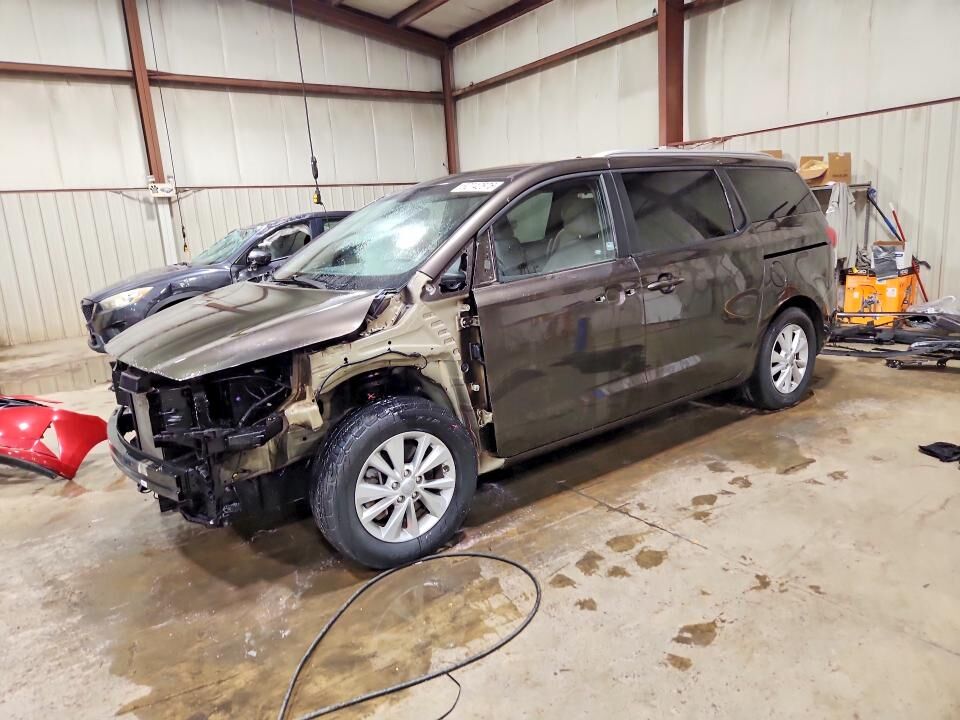2016 KIA Sedona