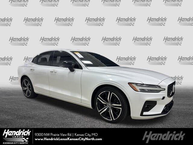 2021 VOLVO S60