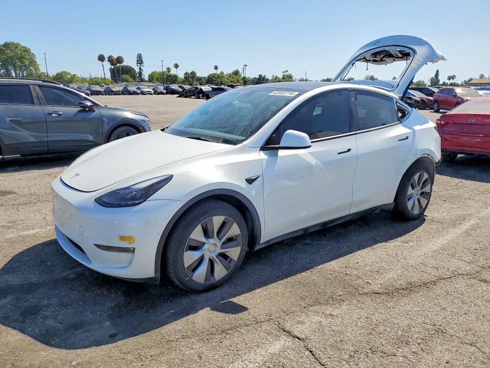 2022 TESLA Model Y