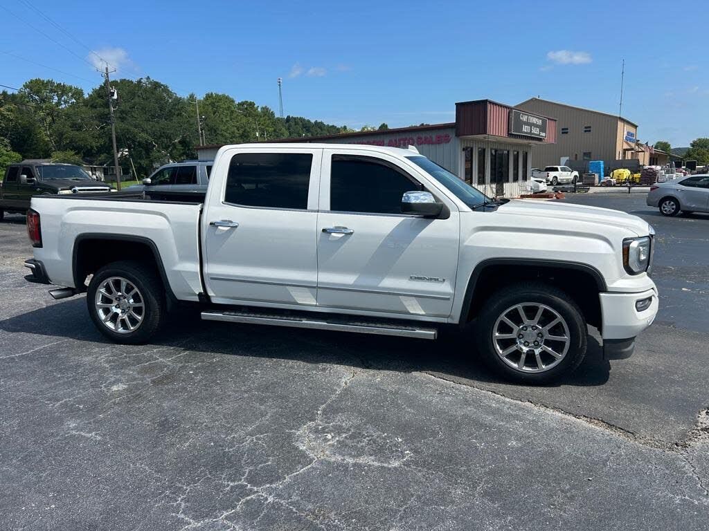 2017 GMC Sierra