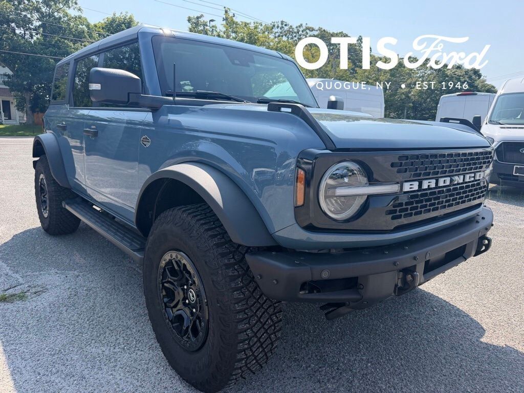 2024 FORD Bronco