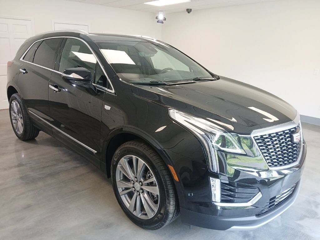 2025 CADILLAC XT5