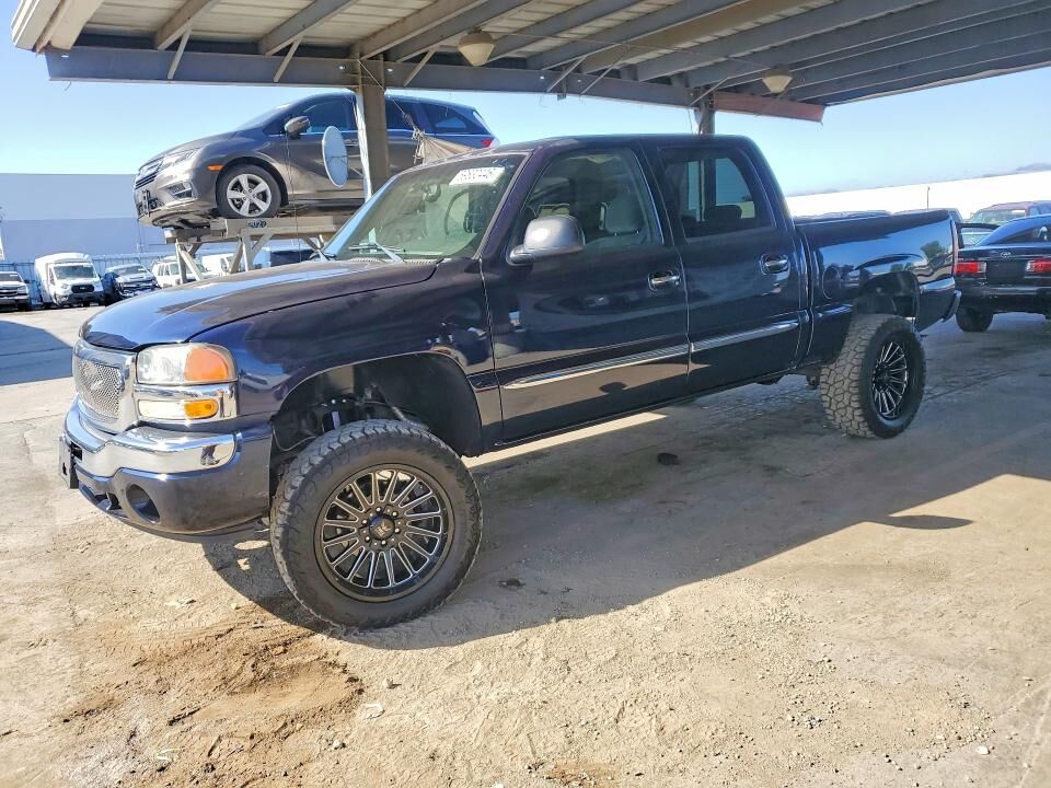 2005 GMC Sierra
