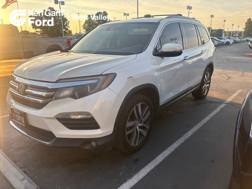 2017 HONDA Pilot