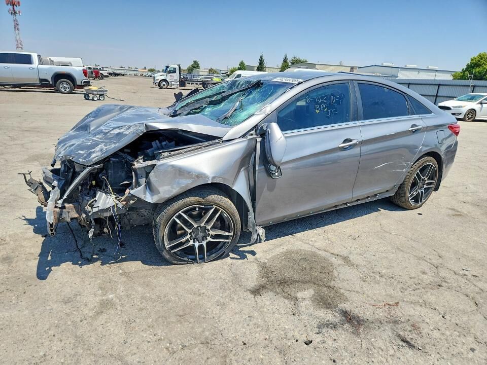 2013 HYUNDAI Sonata