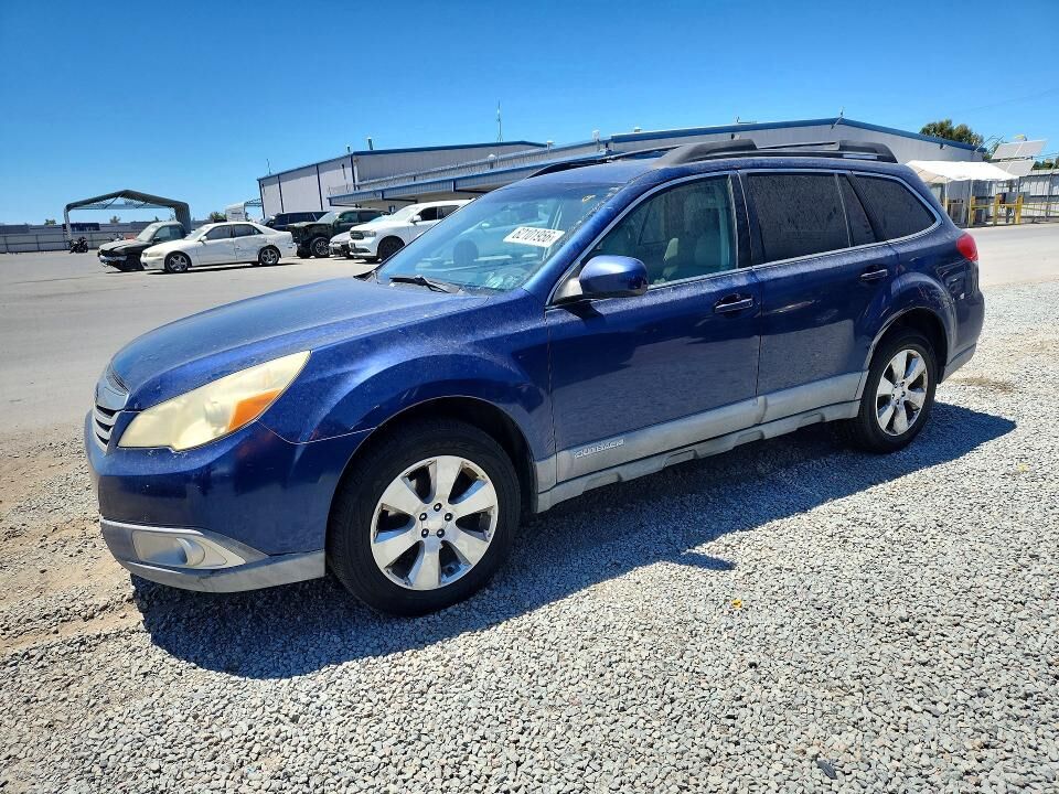 2010 SUBARU Outback