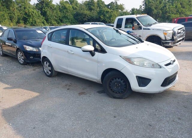 2013 FORD Fiesta