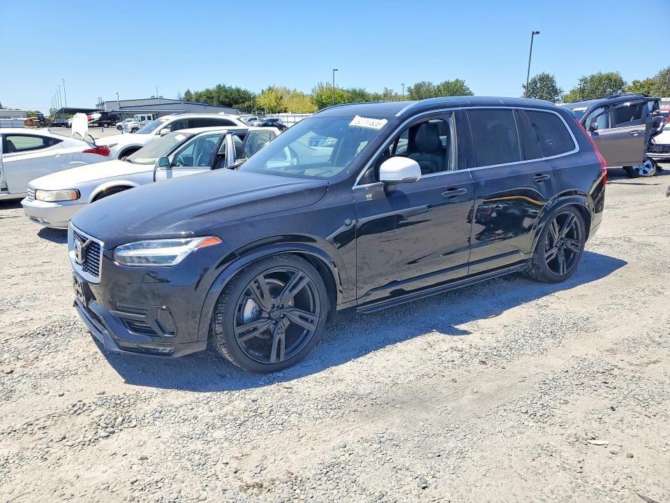 2016 VOLVO XC90