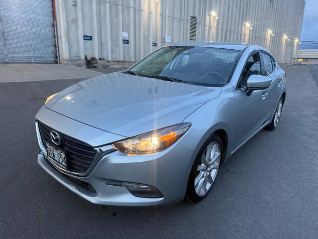 2017 MAZDA Mazda3