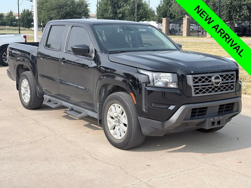 2022 NISSAN Frontier