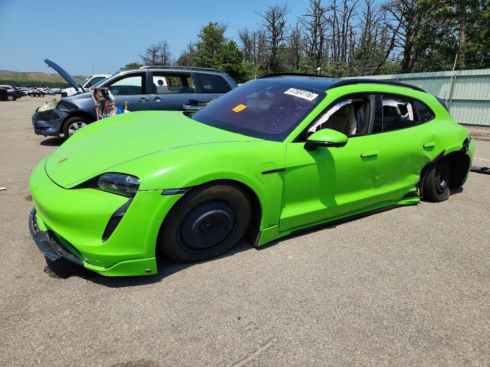 2022 PORSCHE Taycan