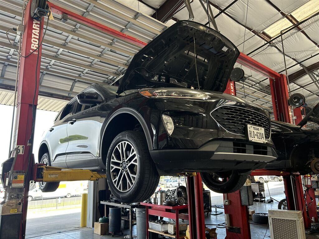 2022 FORD Escape