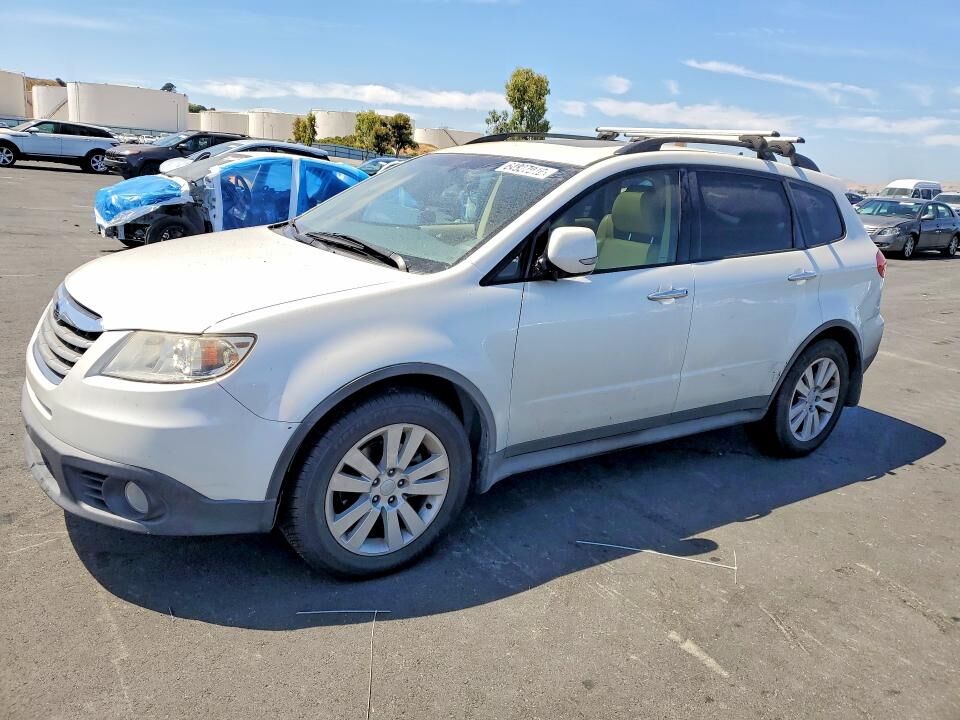 2013 SUBARU B9 Tribeca