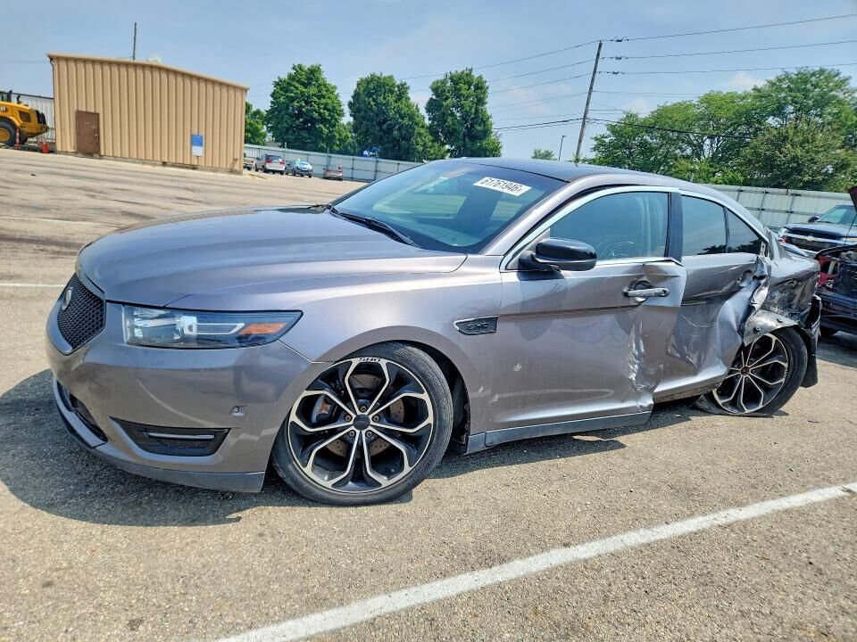 2013 FORD Taurus