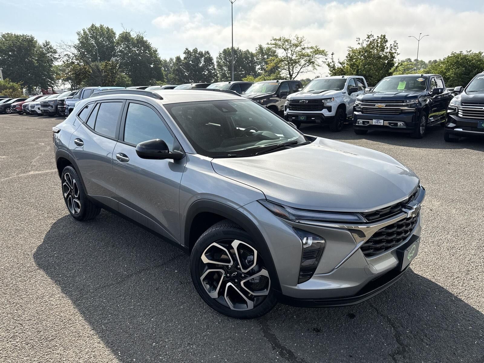 2026 CHEVROLET Trax