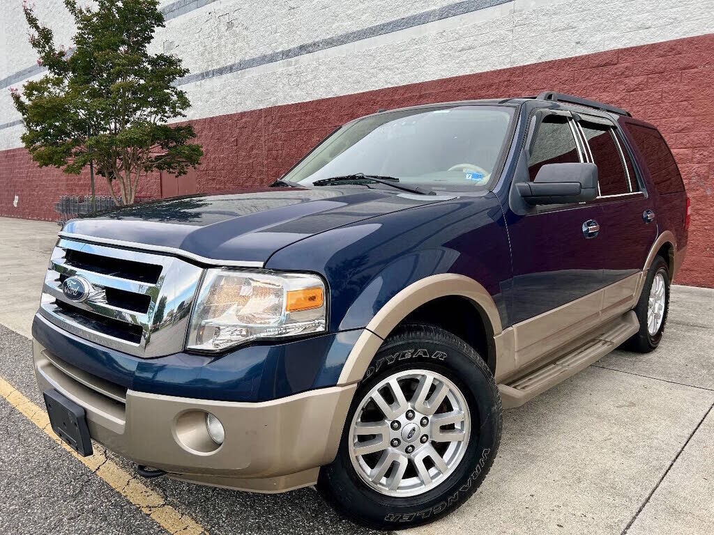 2013 FORD Expedition