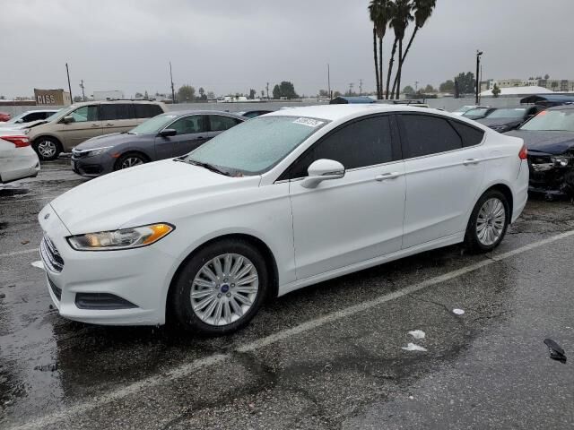 2016 FORD Fusion