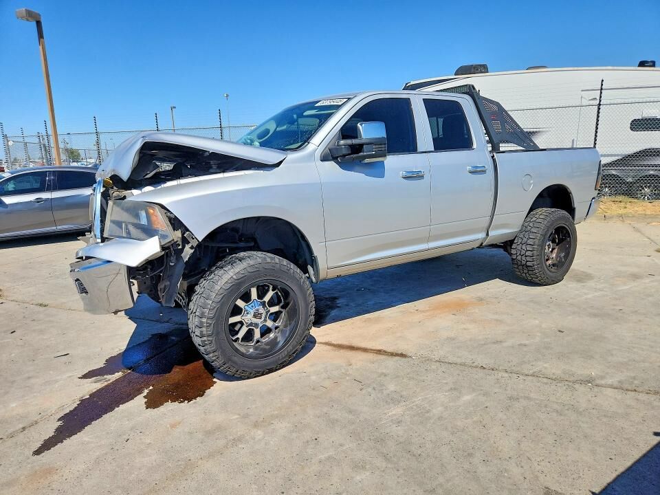 2012 DODGE Ram