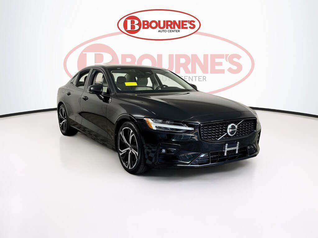 2023 VOLVO S60