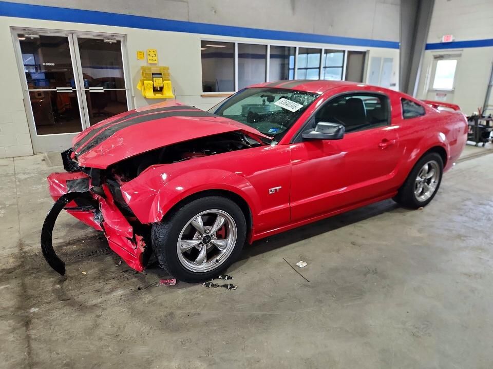 2005 FORD Mustang