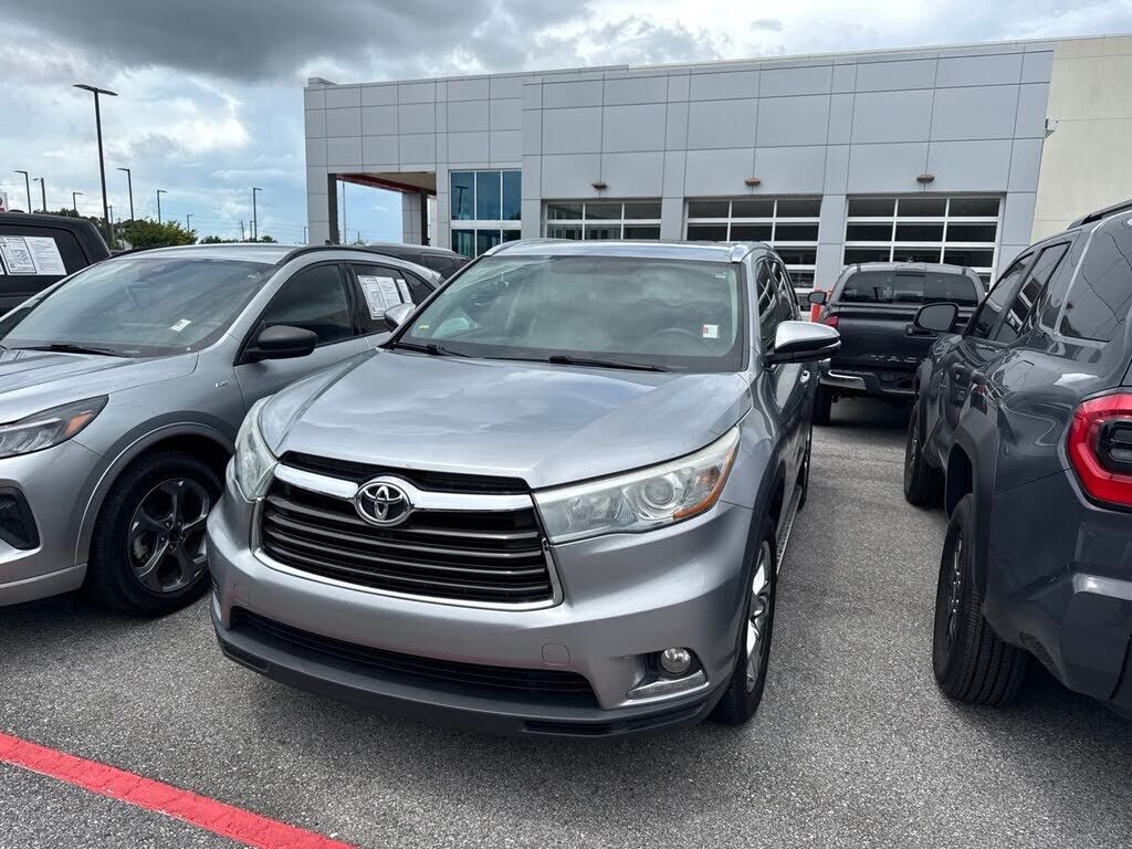 2014 TOYOTA Highlander