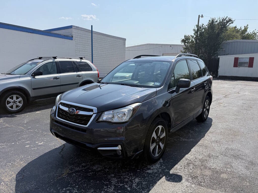 2017 SUBARU Forester