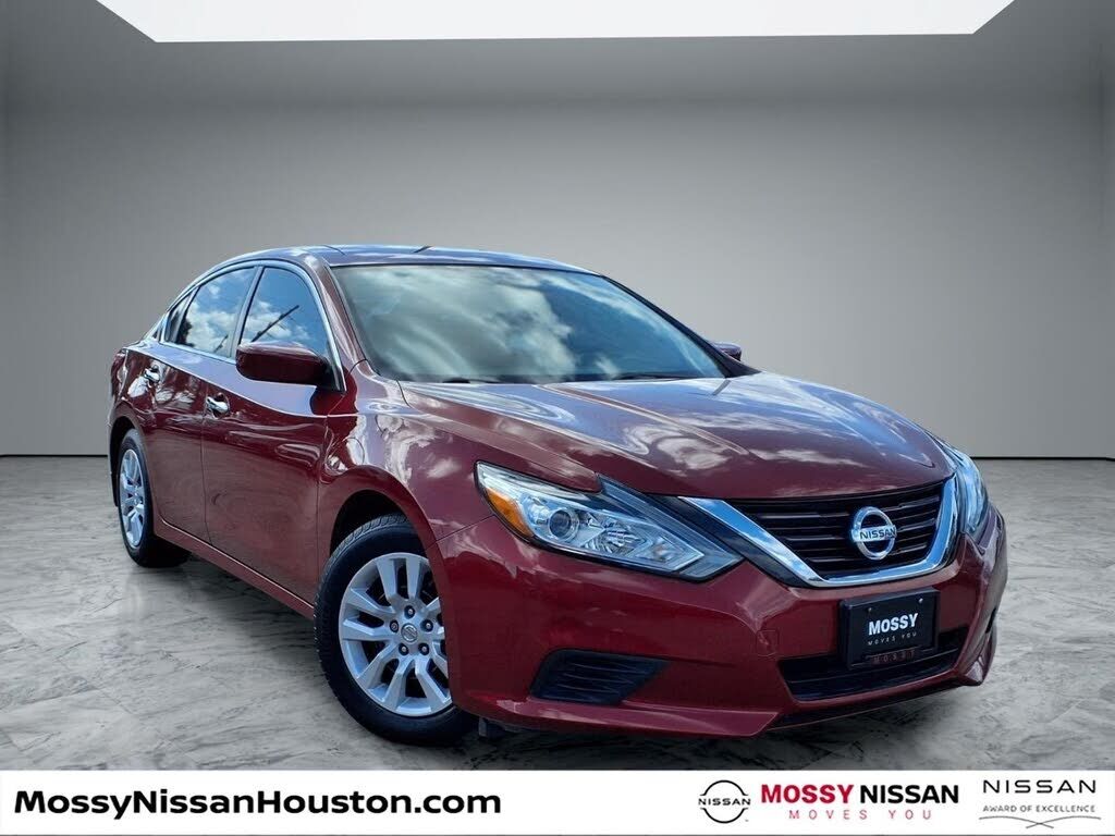 2017 NISSAN Altima