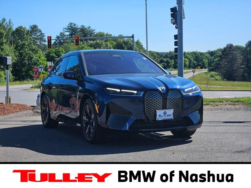 2025 BMW ix