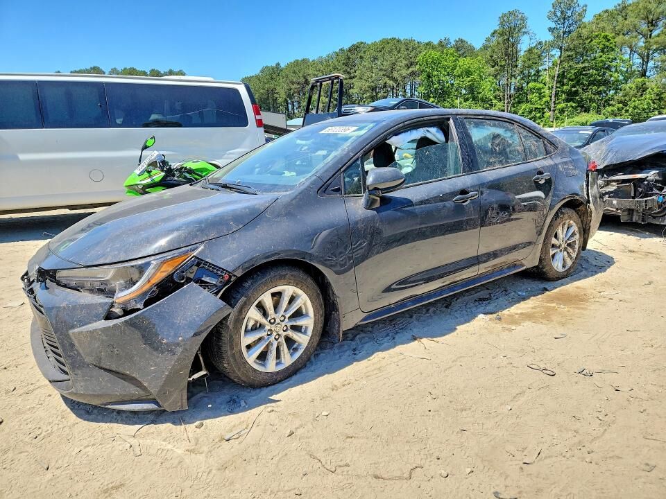 2026 TOYOTA Corolla
