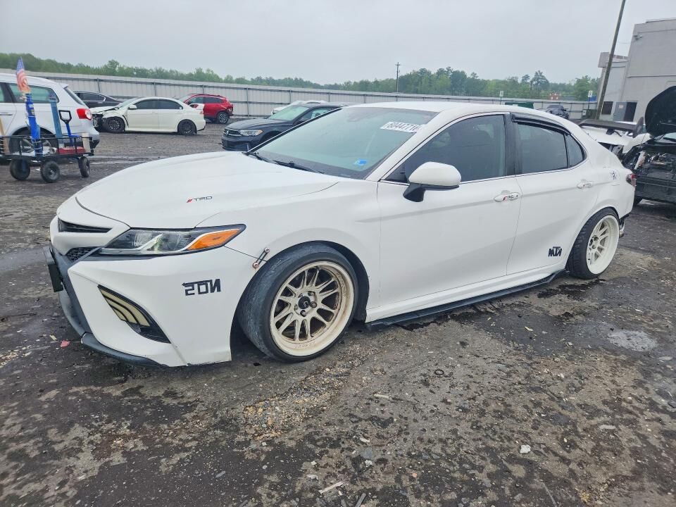 2019 TOYOTA Camry