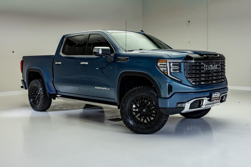 2025 GMC Sierra