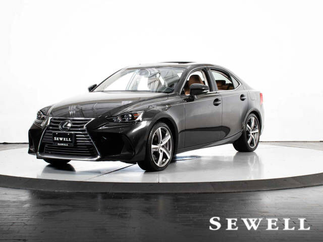 2019 LEXUS IS