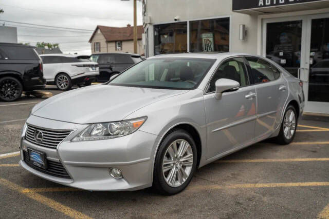 2013 LEXUS ES