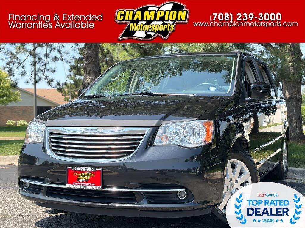 2016 CHRYSLER Town and Country