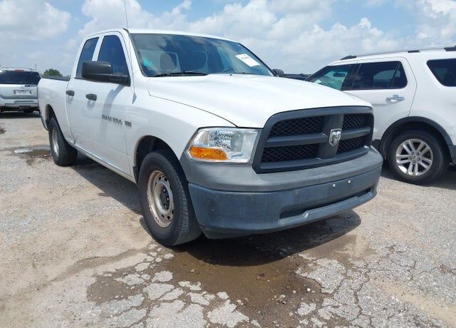 2012 DODGE Ram