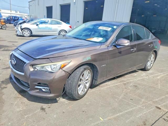 2014 INFINITI Q50