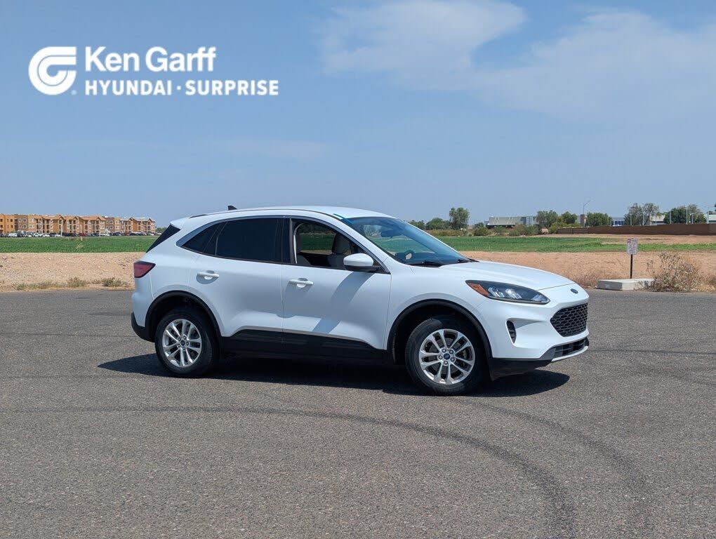 2021 FORD Escape
