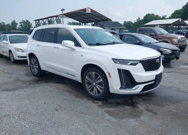 2021 CADILLAC XT6