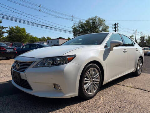 2013 LEXUS ES