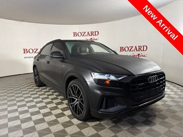 2021 AUDI Q8