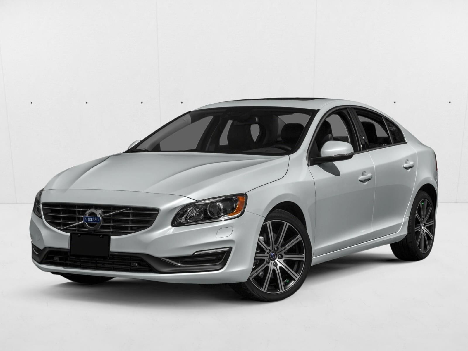 2016 VOLVO S60