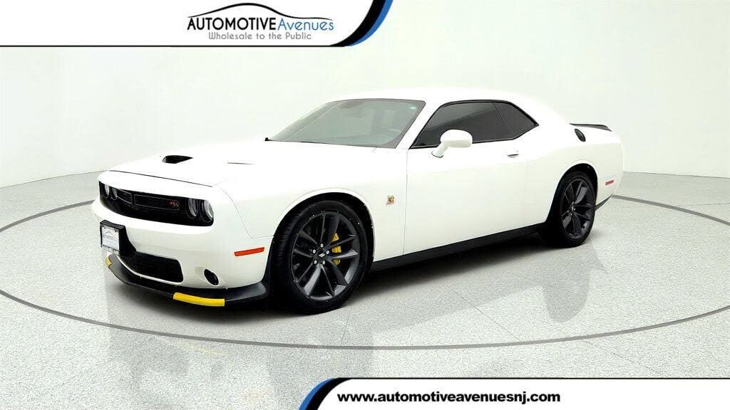2019 DODGE Challenger