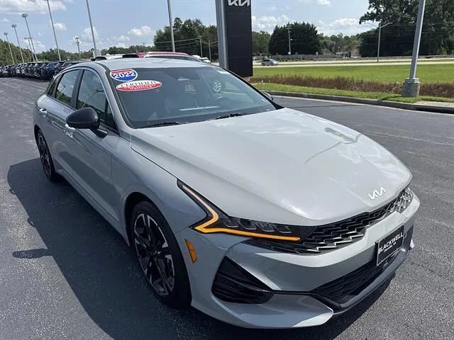 2022 KIA K5