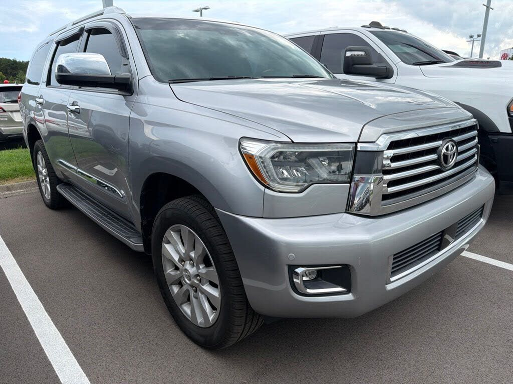 2019 TOYOTA Sequoia