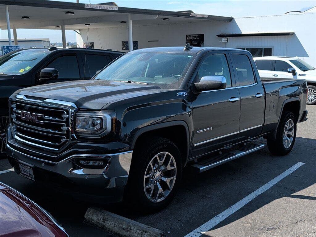 2017 GMC Sierra