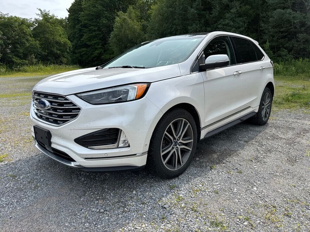 2019 FORD Edge