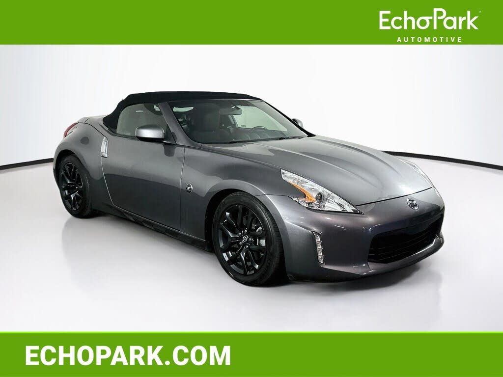 2016 NISSAN 370Z