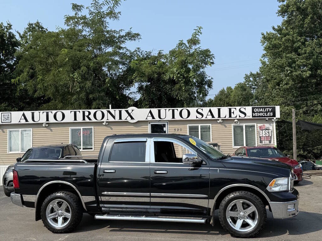 2011 DODGE Ram