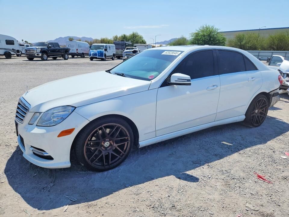2013 MERCEDES-BENZ E-Class